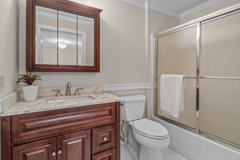 72 Bassett Lane Dennis MA 02639