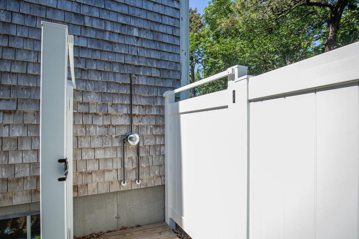 72 Bassett Lane Dennis MA 02639