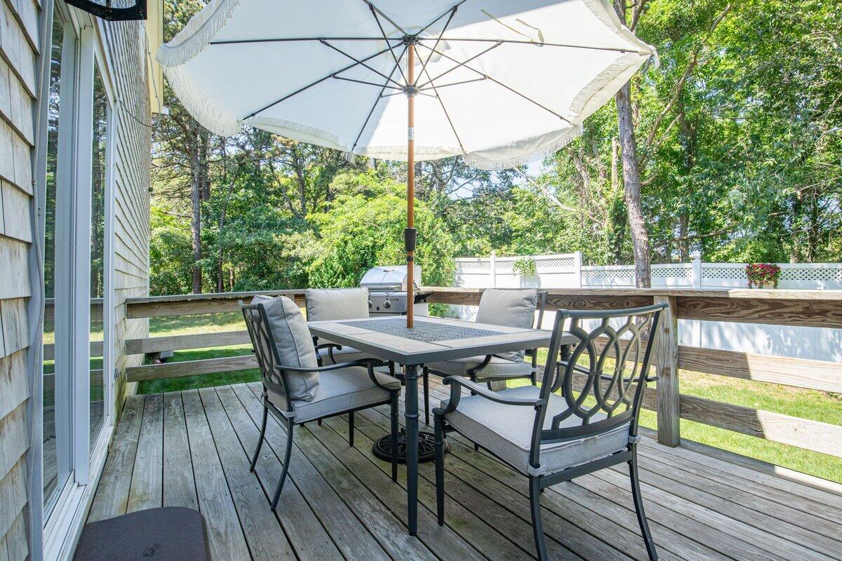 72 Bassett Lane Dennis MA 02639