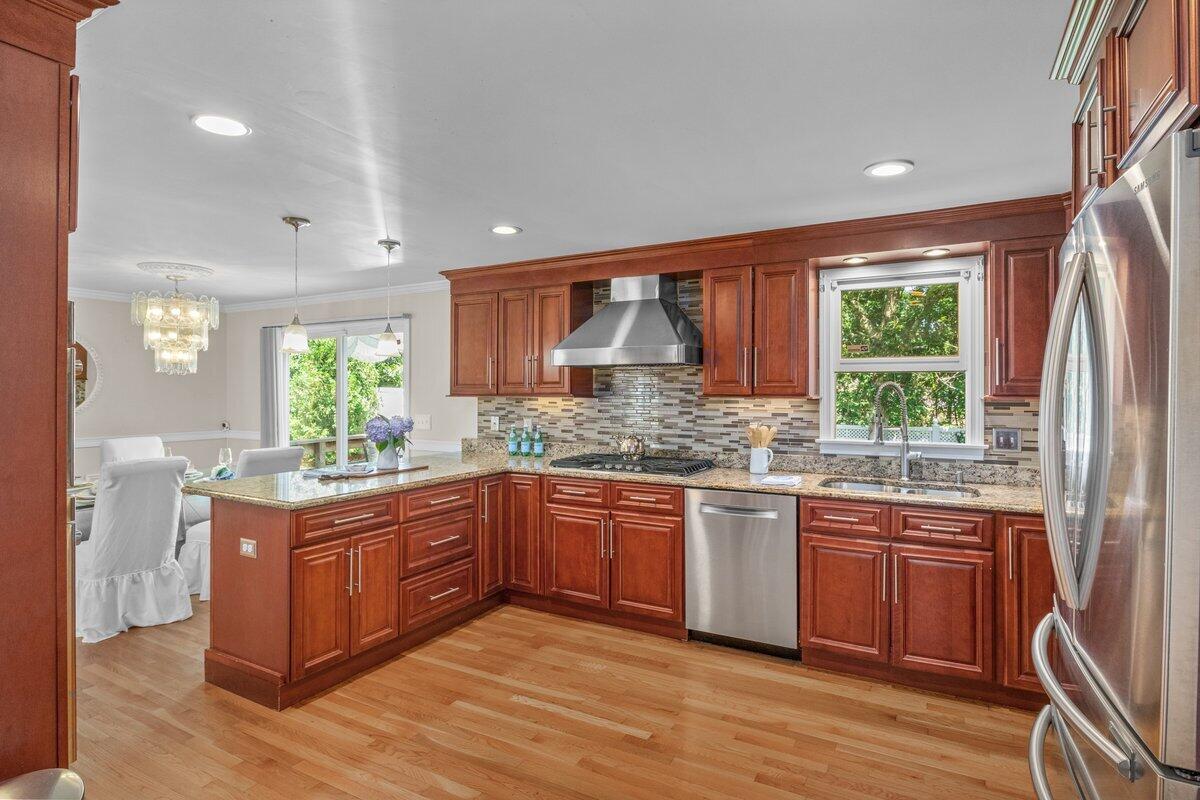 72 Bassett Lane Dennis MA 02639