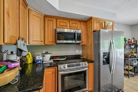 8 Tiffany Road Bourne MA 02532
