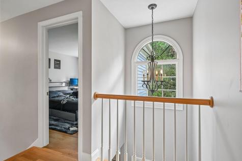8 Tiffany Road Bourne MA 02532