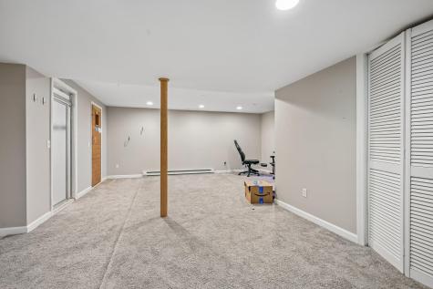 8 Tiffany Road Bourne MA 02532