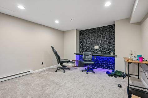 8 Tiffany Road Bourne MA 02532