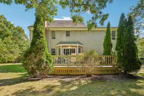 8 Tiffany Road Bourne MA 02532