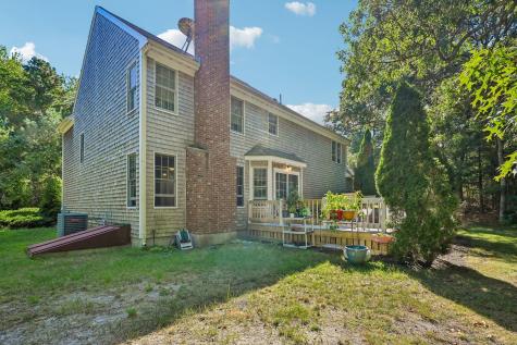 8 Tiffany Road Bourne MA 02532