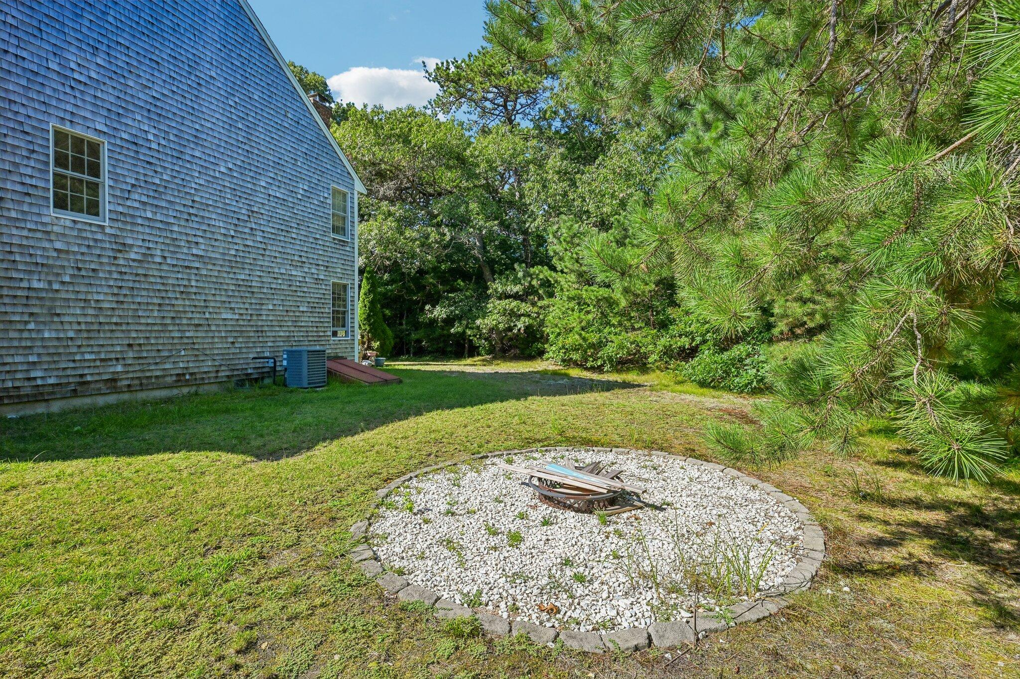 8 Tiffany Road Bourne MA 02532