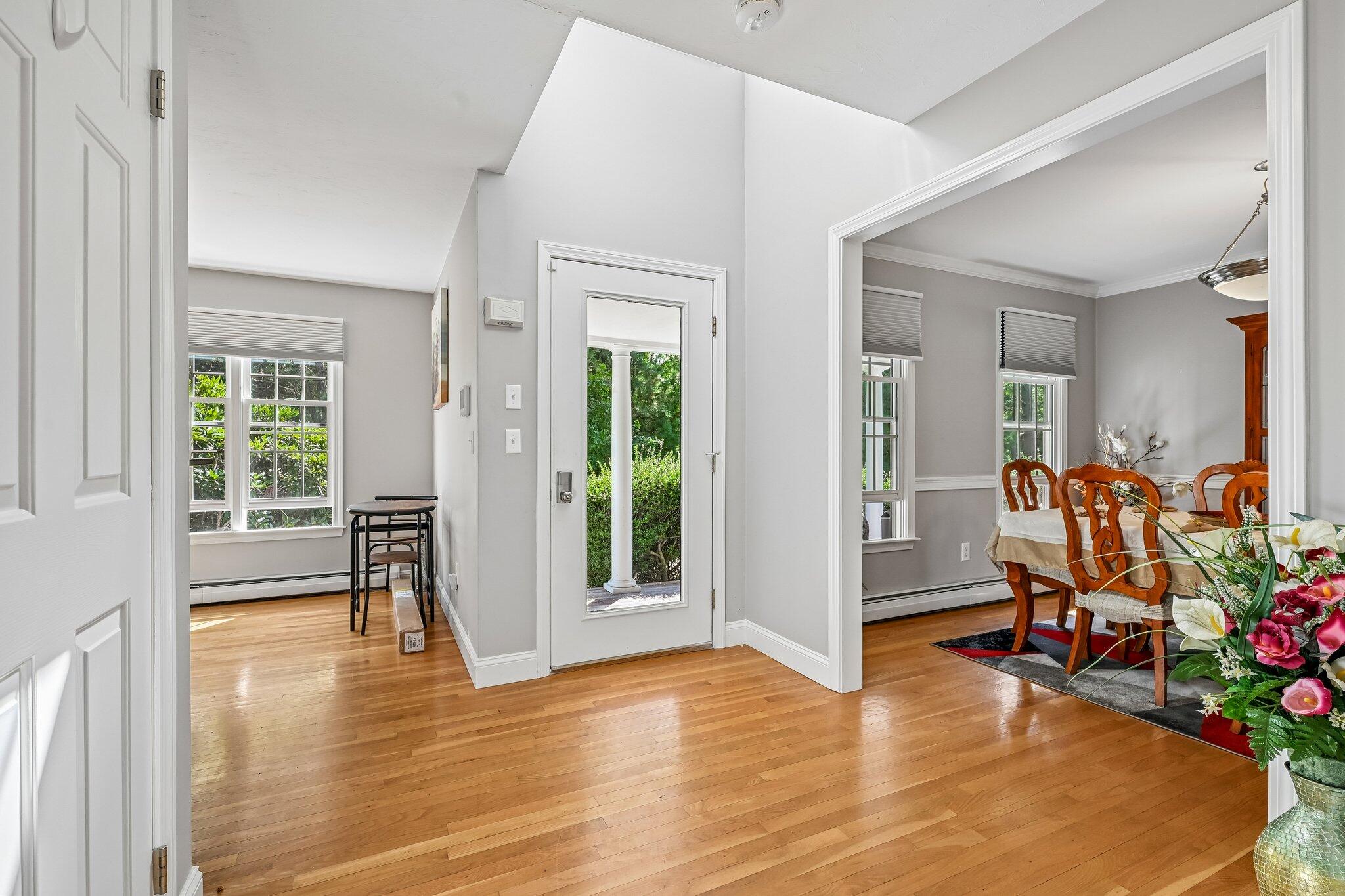 8 Tiffany Road Bourne MA 02532