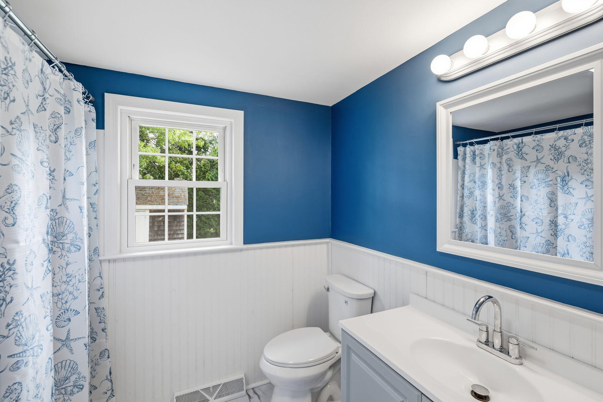 90 Castlewood Circle Hyannis MA 02601