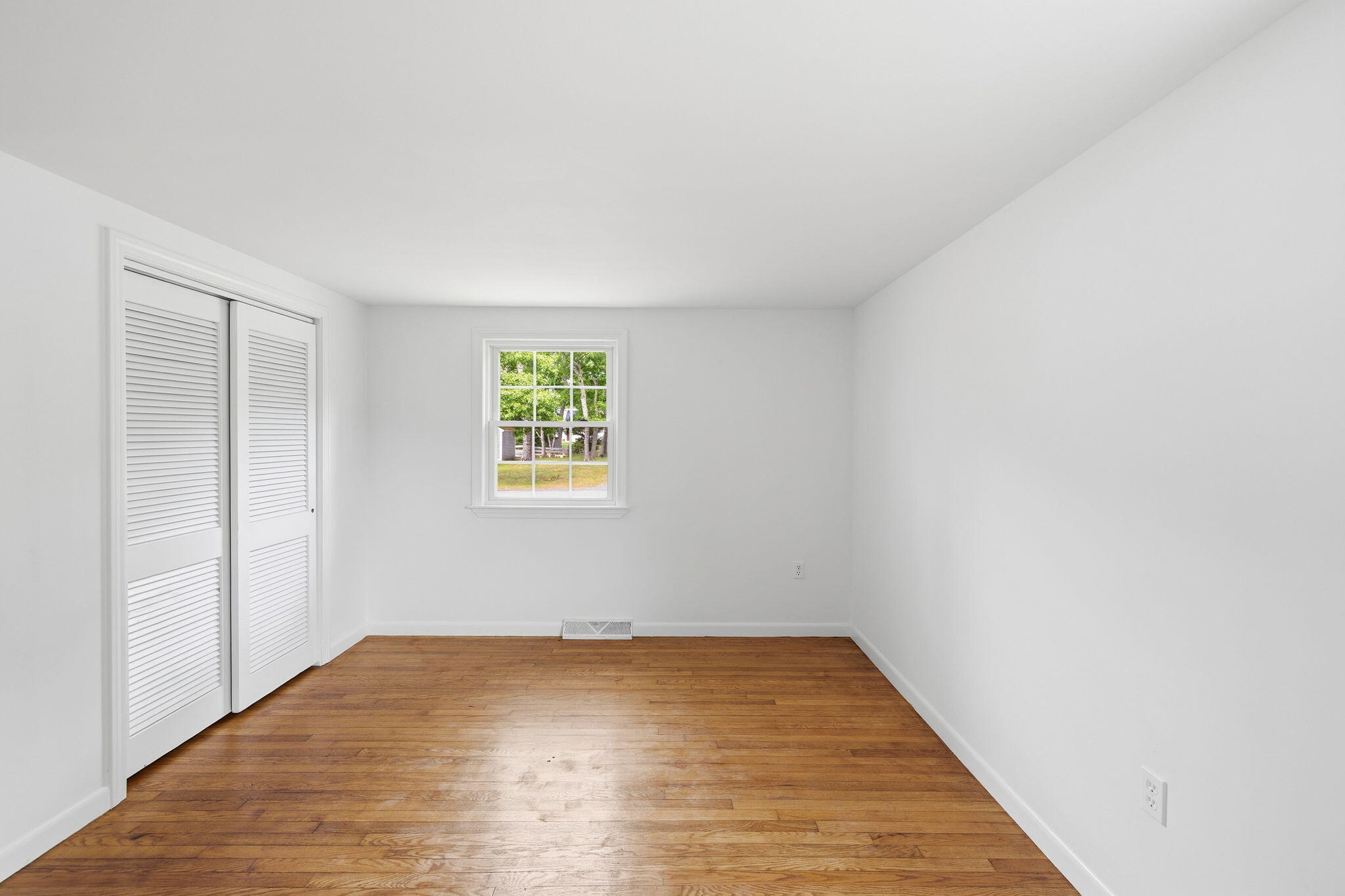 90 Castlewood Circle Hyannis MA 02601