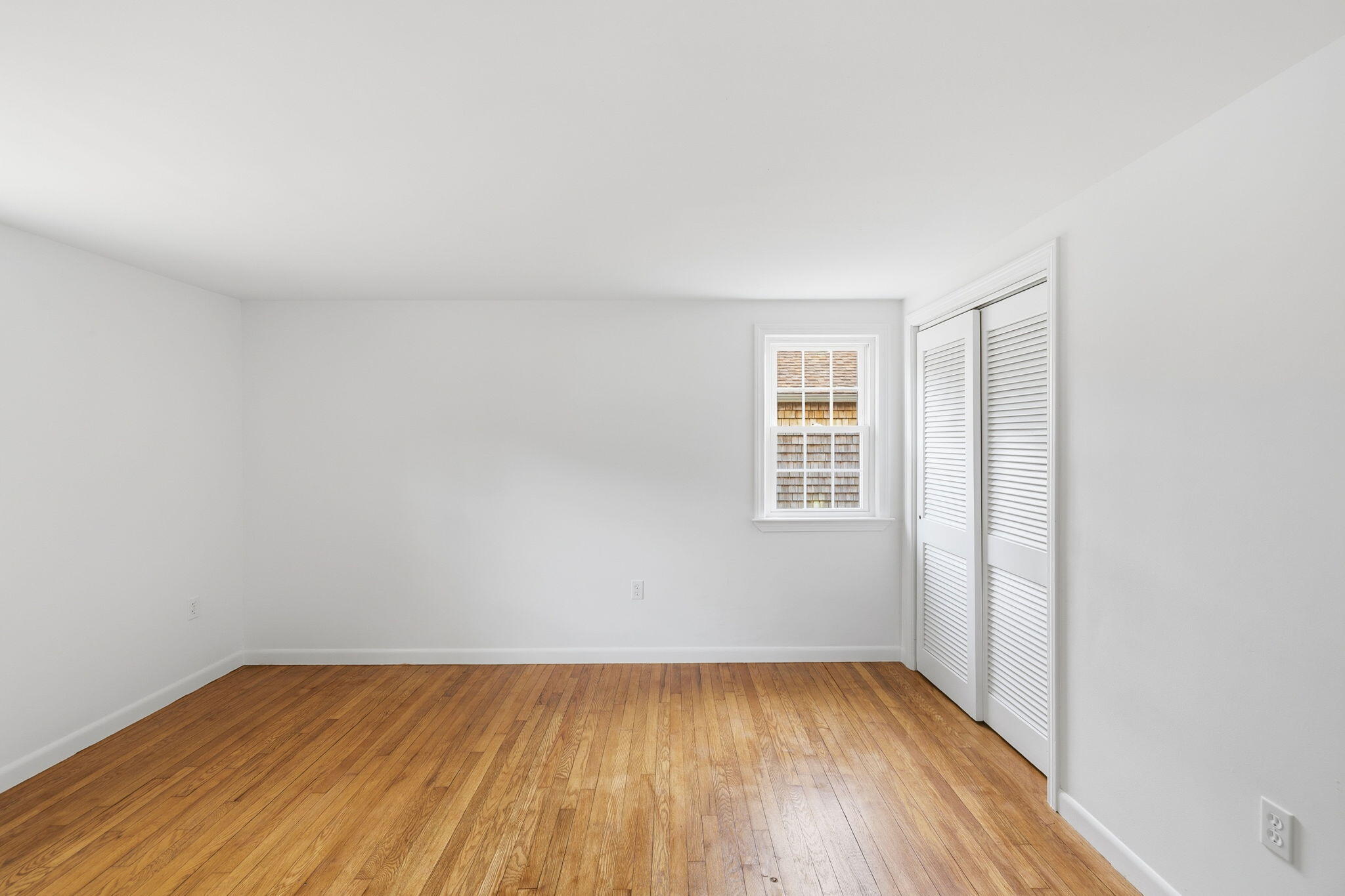 90 Castlewood Circle Hyannis MA 02601