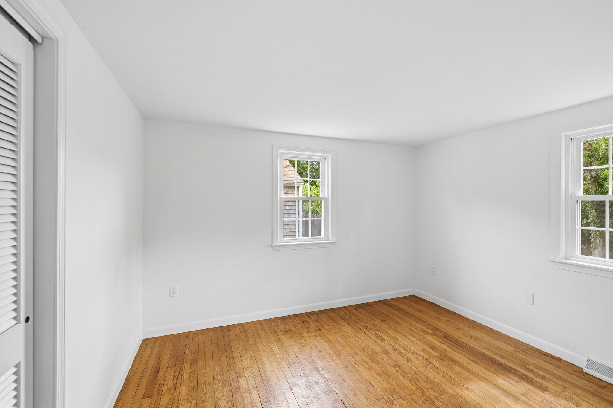 90 Castlewood Circle Hyannis MA 02601