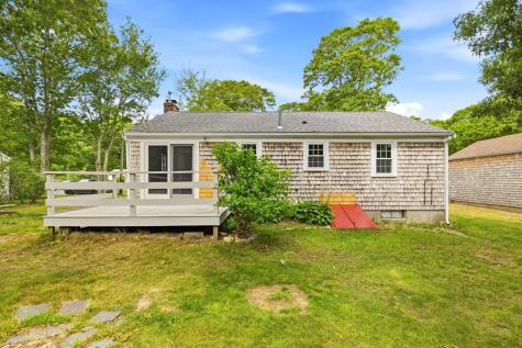 90 Castlewood Circle Barnstable MA 02601