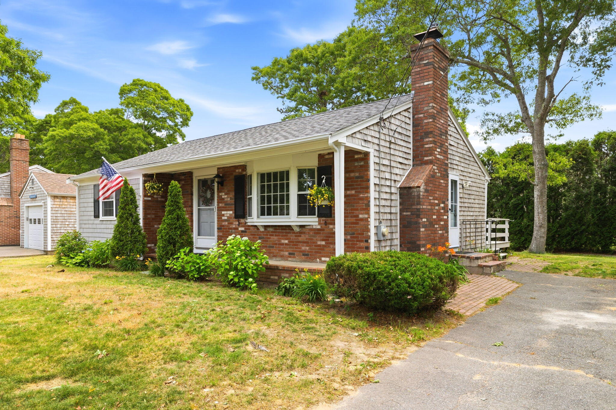 90 Castlewood Circle Hyannis MA 02601