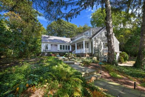 116 Saconesset Road Falmouth MA 02540