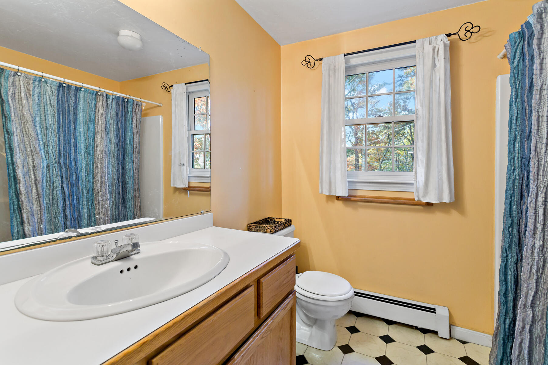 23 Lakeview Drive Mashpee MA 02649