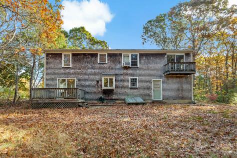 23 Lakeview Drive Mashpee MA 02649