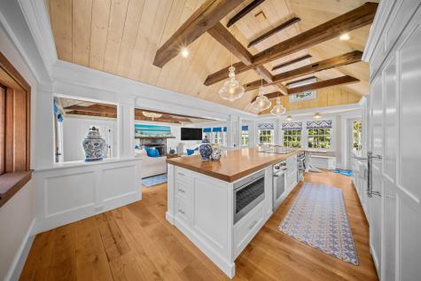858 Main Street Dennis MA 02638