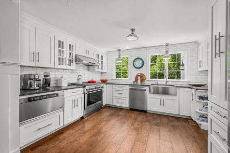 19 Coveview Drive Yarmouth MA 02664