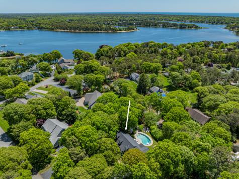 19 Coveview Drive Yarmouth MA 02664