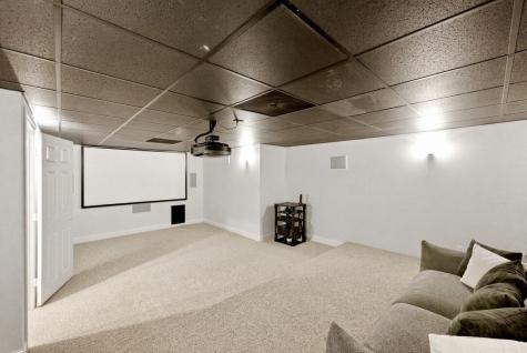 375 Baxters Neck Road Barnstable MA 02648