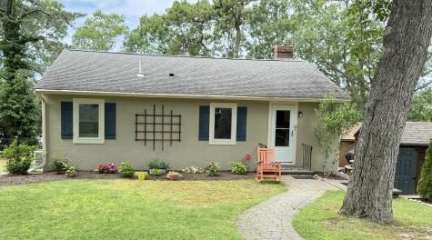 119A Lake Shore Drive Teaticket MA 02536