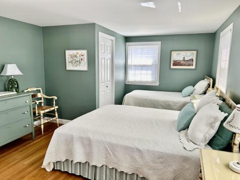 18 Turner Lane Yarmouth MA 02664
