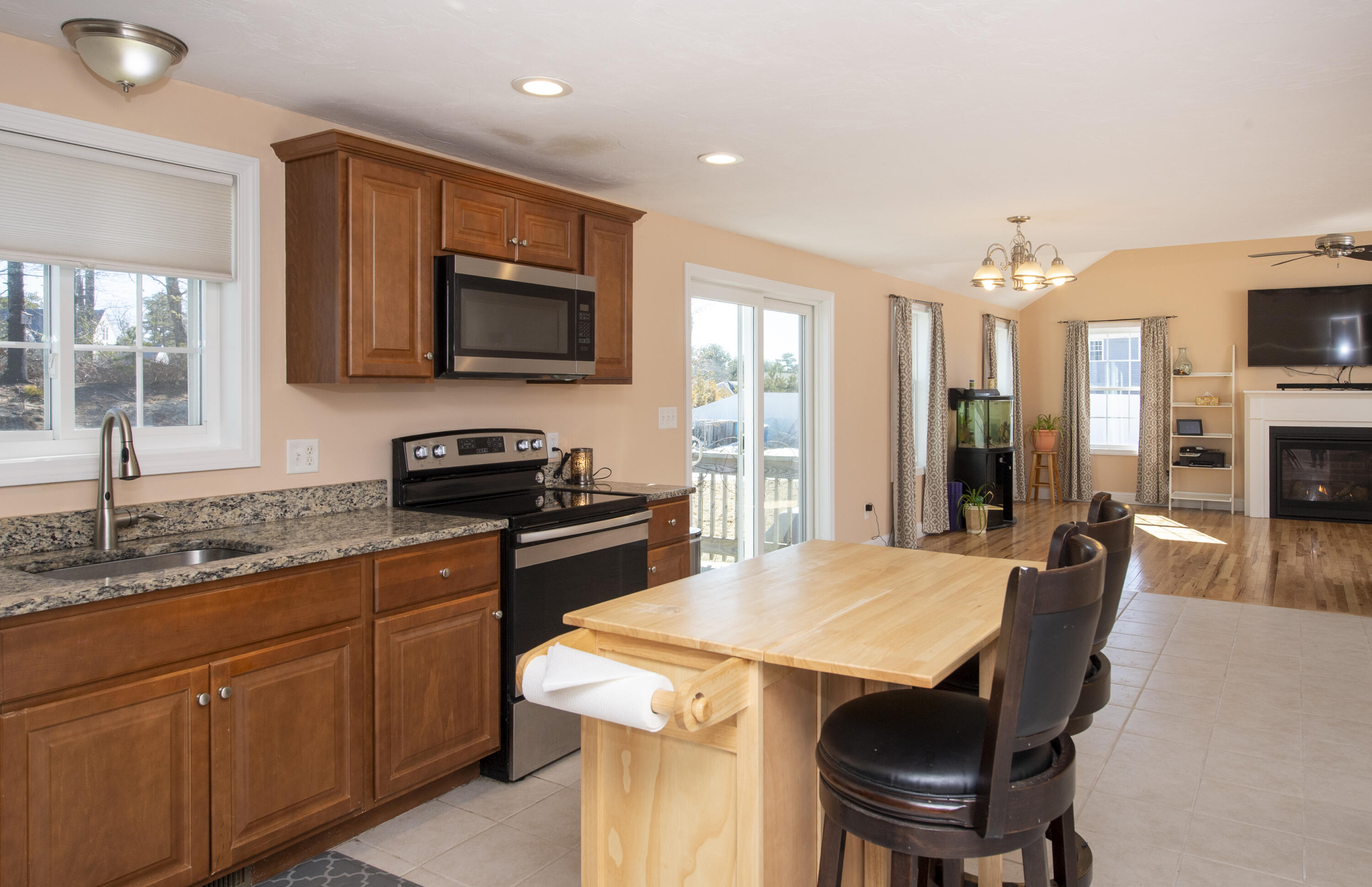 42 Arbor Ridge Plymouth MA 02360