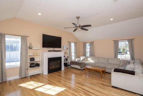 42 Arbor Ridge Plymouth MA 02360
