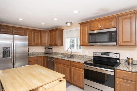 42 Arbor Ridge Plymouth MA 02360