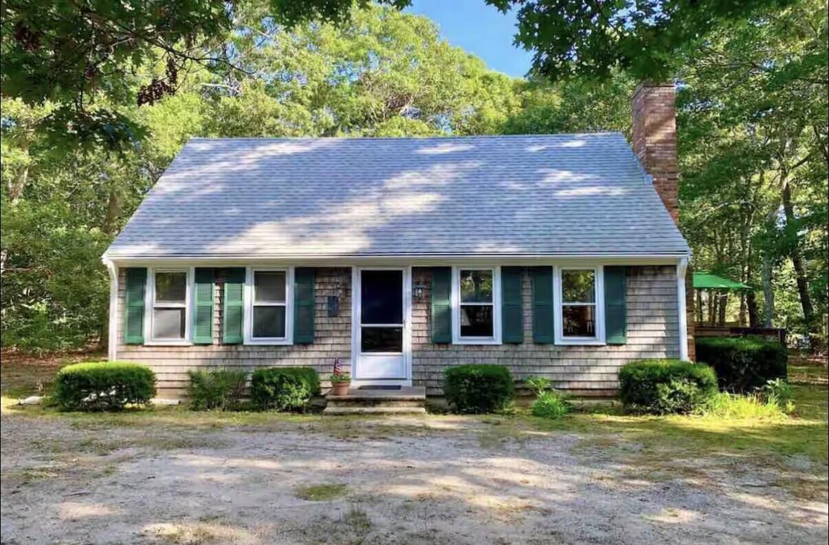 18 Jay Dee Lane Eastham MA 02642
