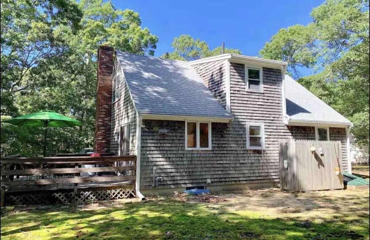 18 Jay Dee Lane Eastham MA 02642
