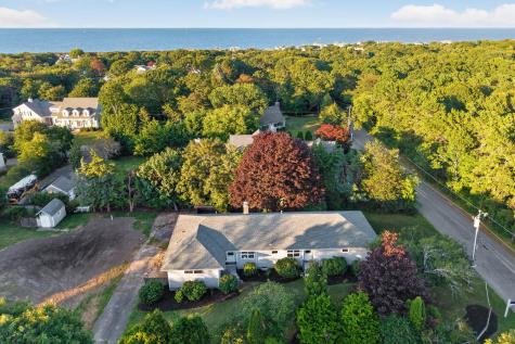 2 Captain Towne Road East Sandwich MA 02537