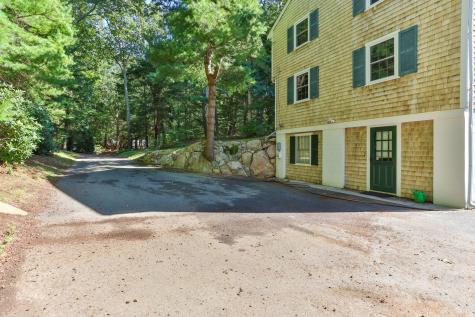 16 Greengate Road Falmouth MA 02540