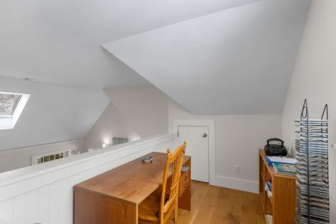 39 Upland Avenue Falmouth MA 02540