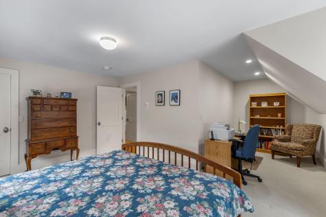 39 Upland Avenue Falmouth MA 02540