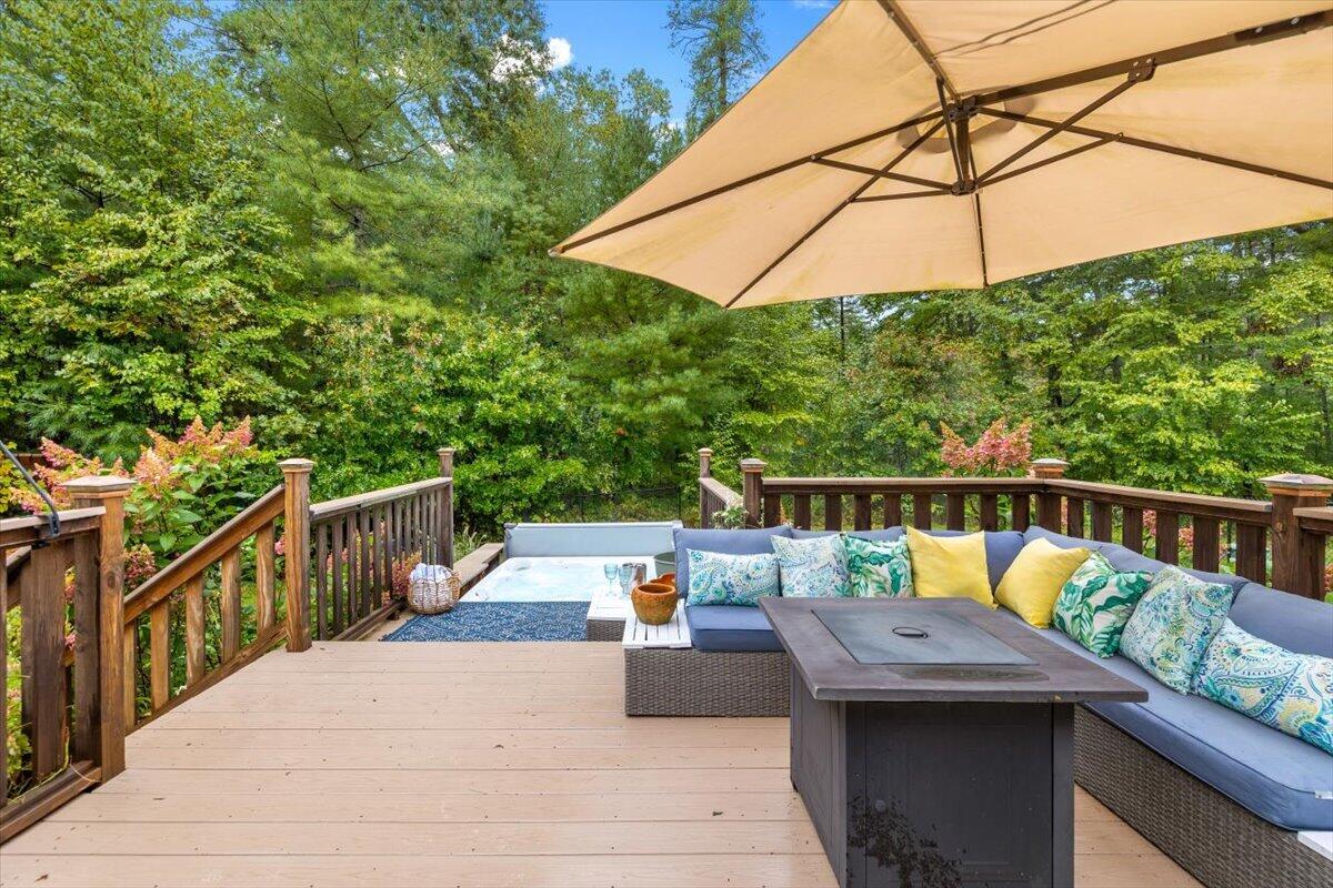 283 Miller Street Middleborough MA 02346