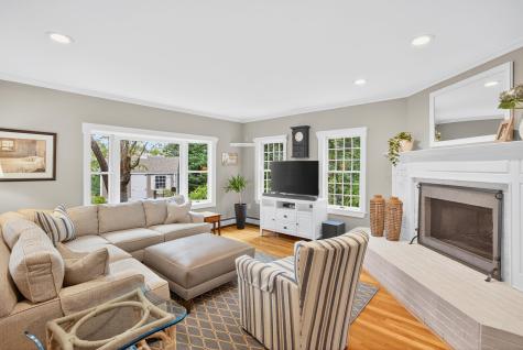 7 Mary Leal Lane Sandwich MA 02563