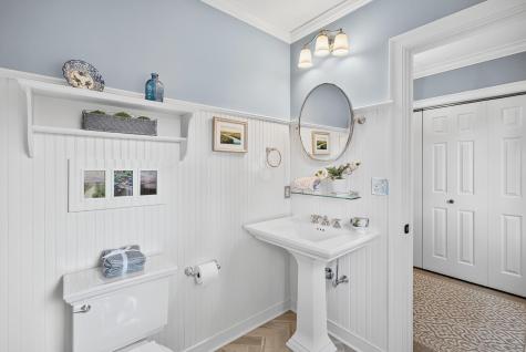 7 Mary Leal Lane Sandwich MA 02563