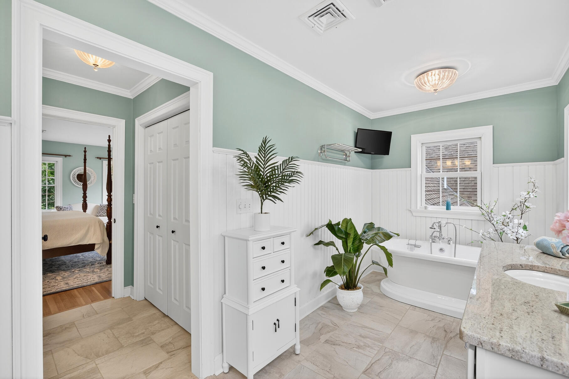 7 Mary Leal Lane Sandwich MA 02563