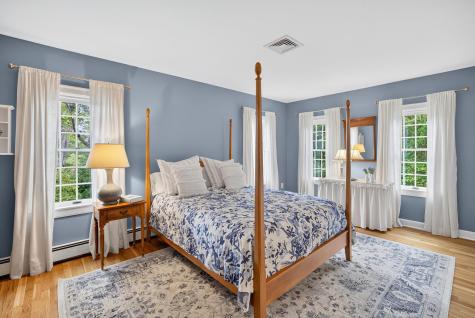 7 Mary Leal Lane Sandwich MA 02563