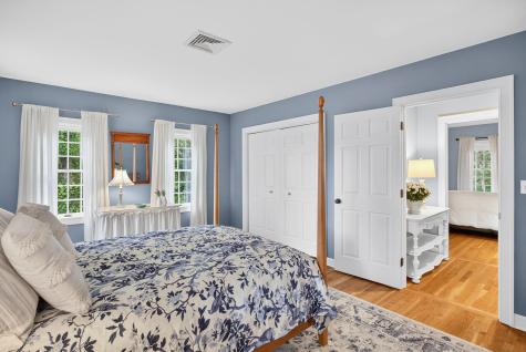 7 Mary Leal Lane Sandwich MA 02563