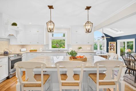 7 Mary Leal Lane Sandwich MA 02563