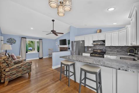 545 Lincoln Road Extension Barnstable MA 02601