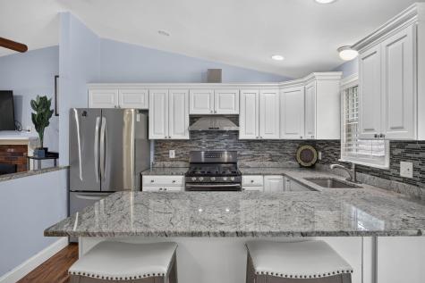 545 Lincoln Road Extension Barnstable MA 02601