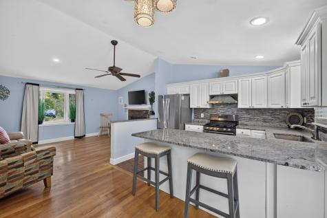 545 Lincoln Road Extension Barnstable MA 02601