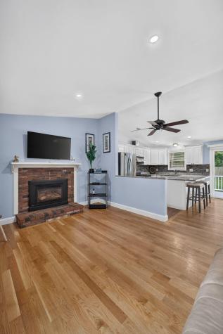 545 Lincoln Road Extension Barnstable MA 02601