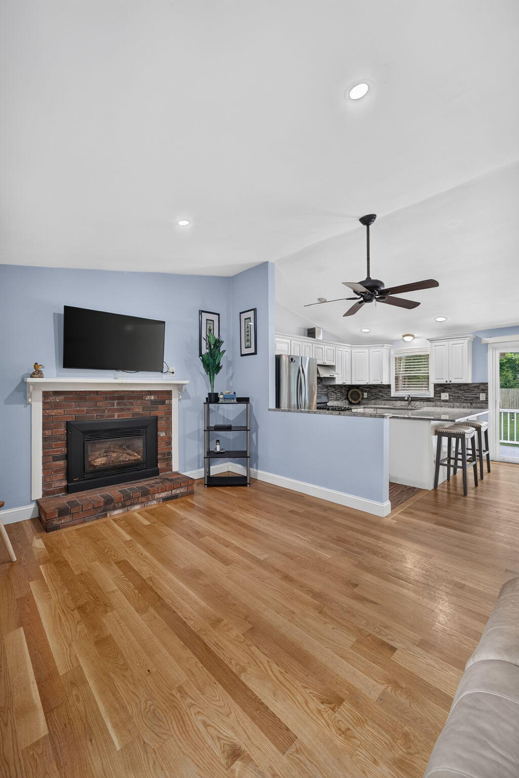 545 Lincoln Road Extension MA 02601
