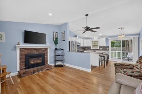 545 Lincoln Road Extension Barnstable MA 02601