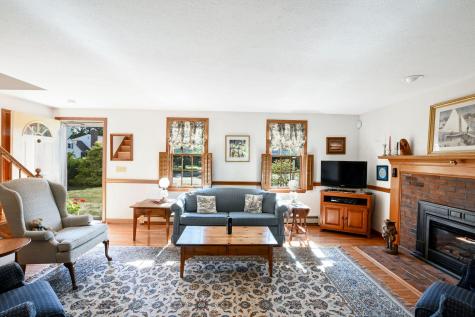 86 Sadys Lane Teaticket MA 02536